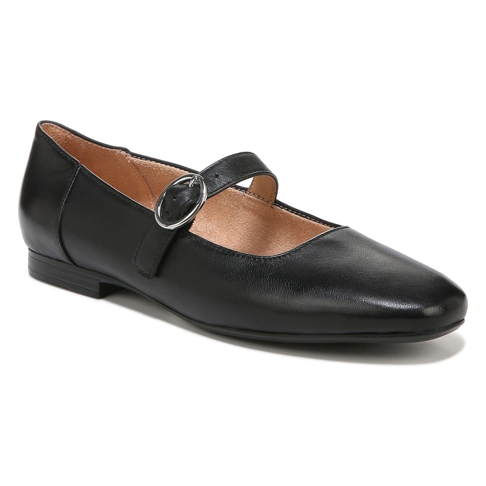 Naturalizer black sale leather flats