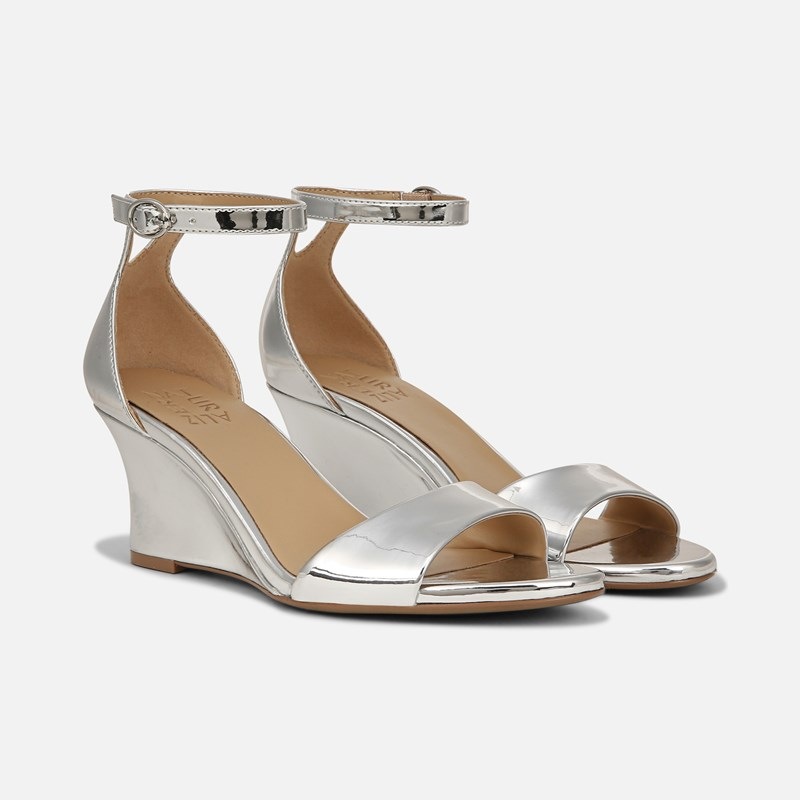 Naturalizer sandals store silver