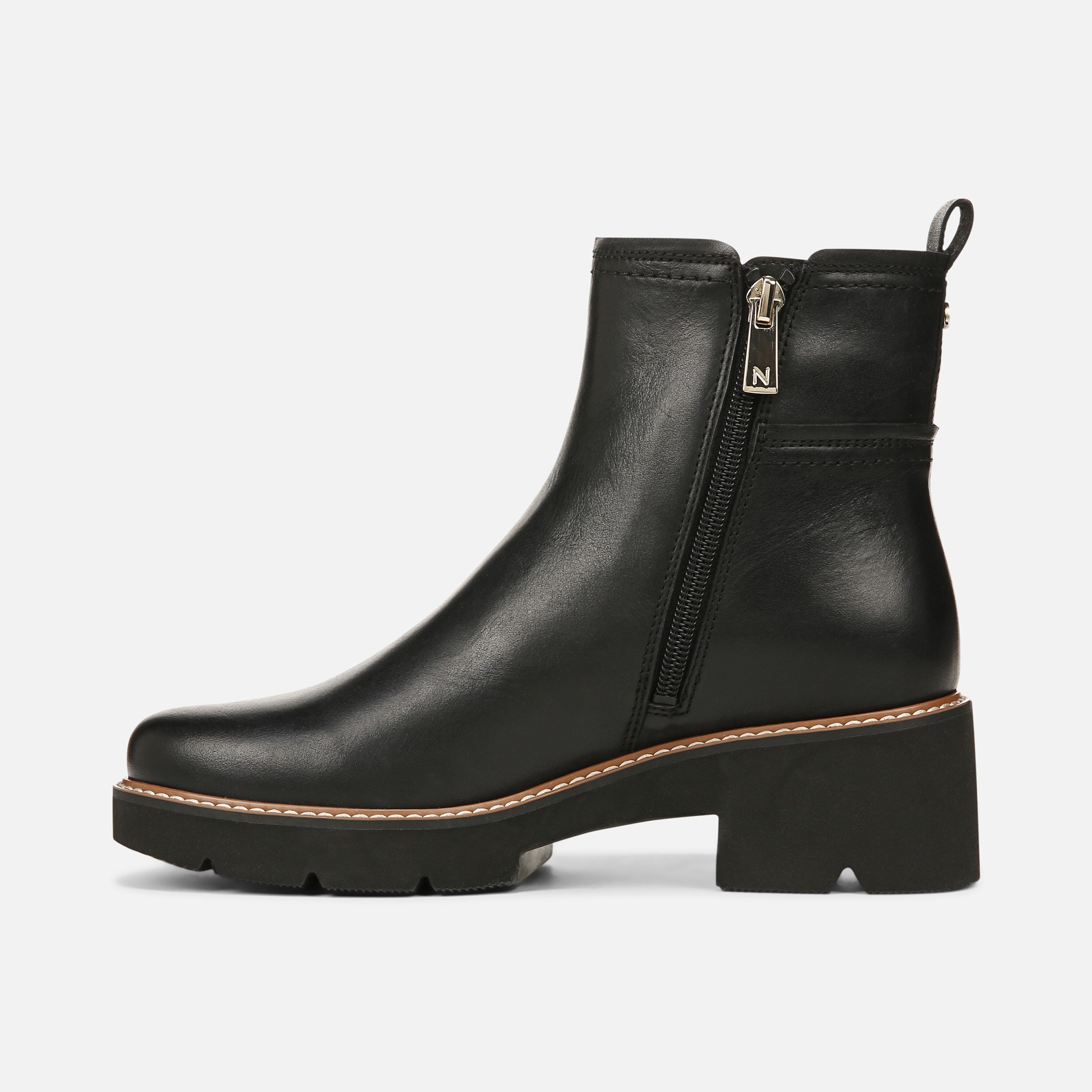 Naturalizer deals chelsea boots