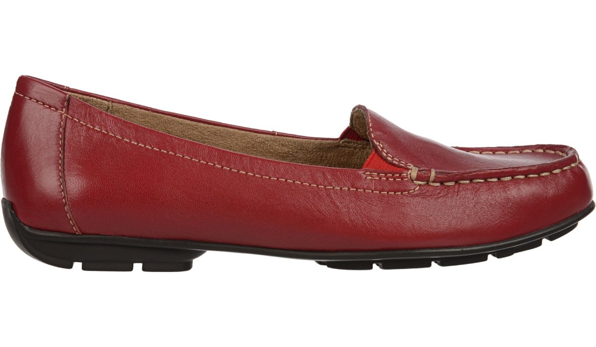 naturalizer kettle loafer