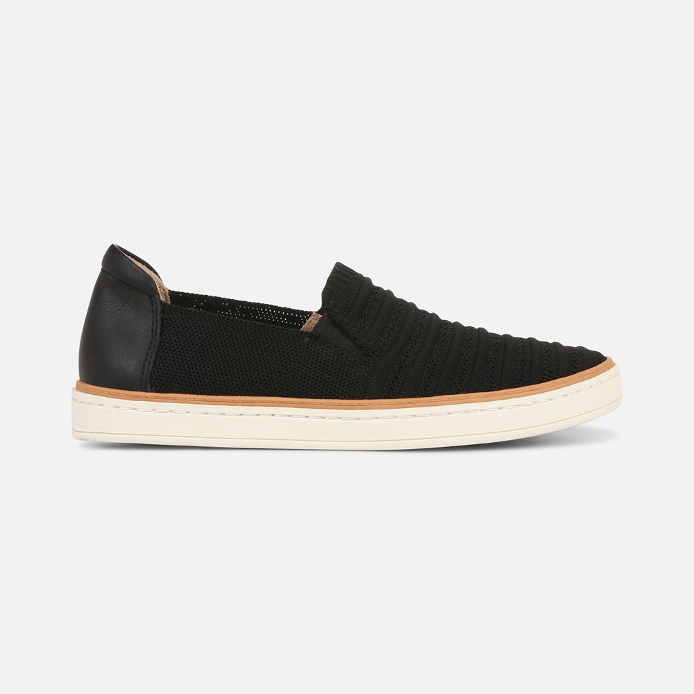 Naturalizer slip on deals sneakers black