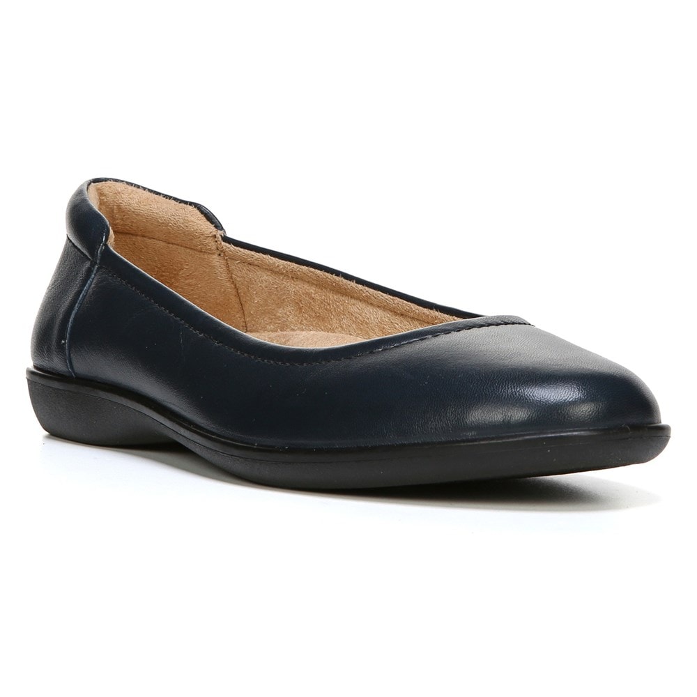 Naturalizer patent clearance leather flats