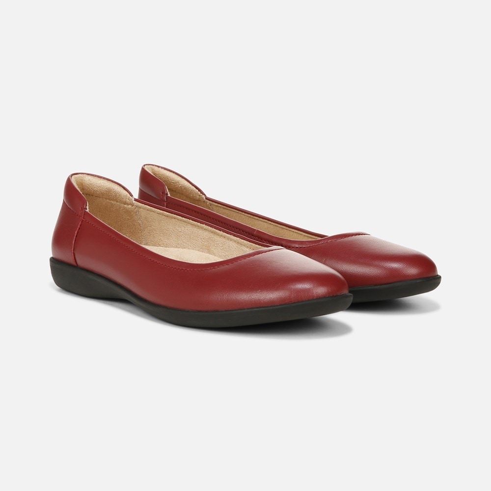 Flat sale red shoes