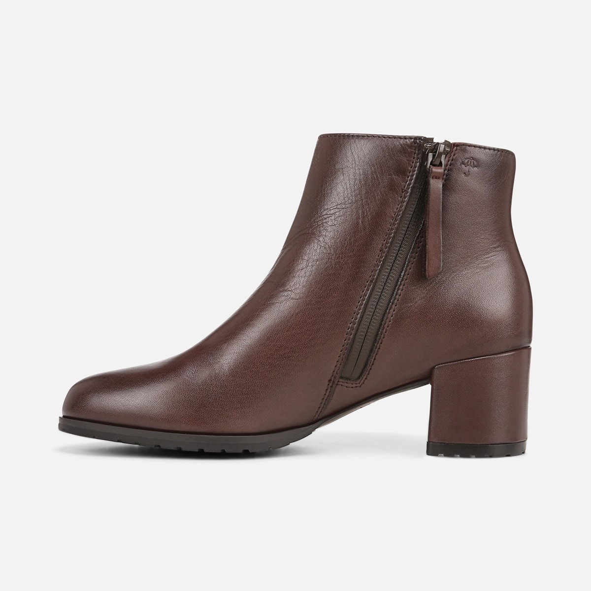 the bay naturalizer boots